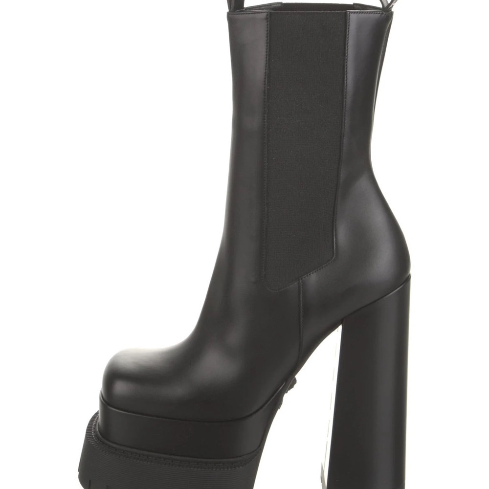 VERSACE | Black block platform aevitas Versace lug sole designer leather boot - Picture 2 of 16